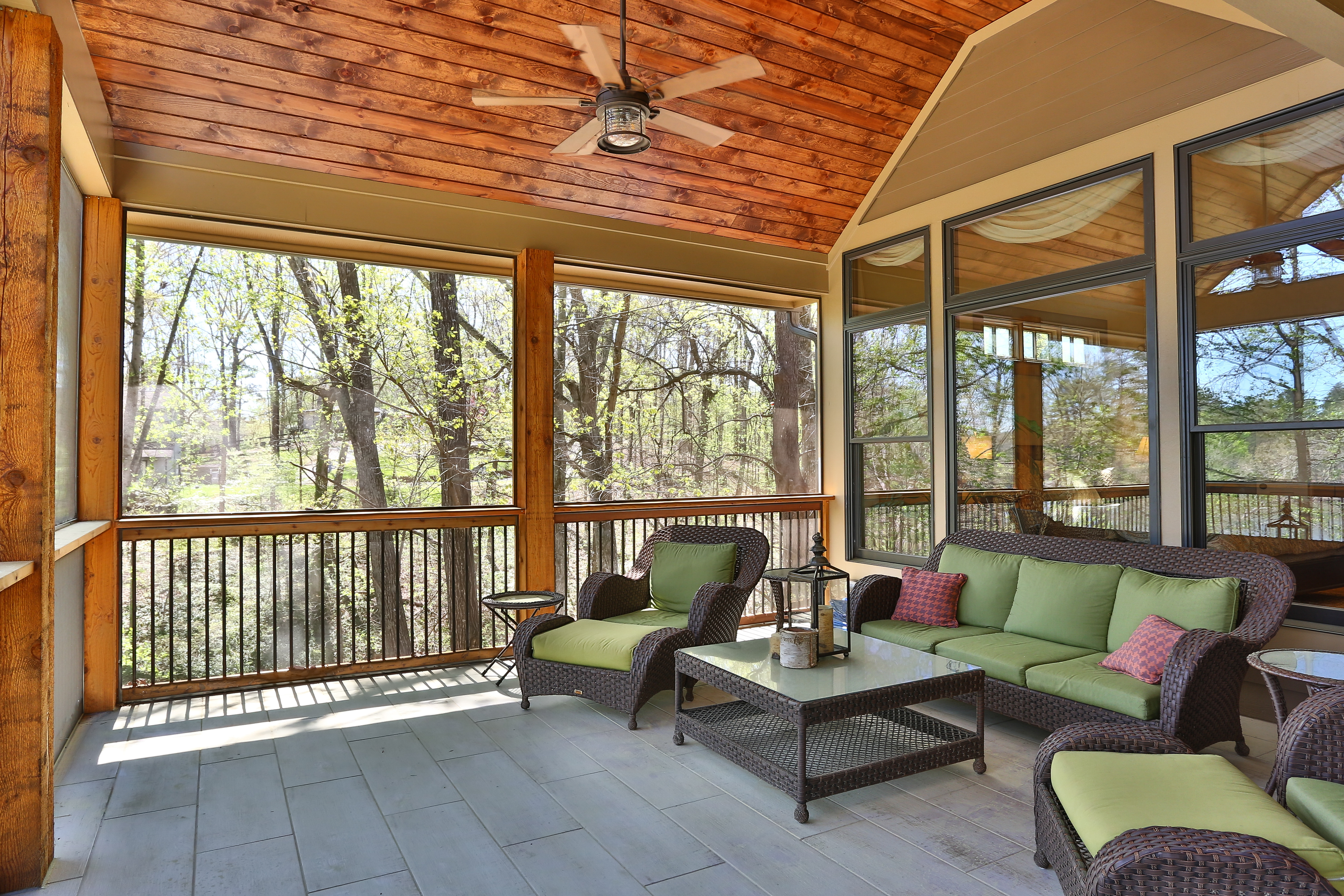 Rear Screened -Covered Porch